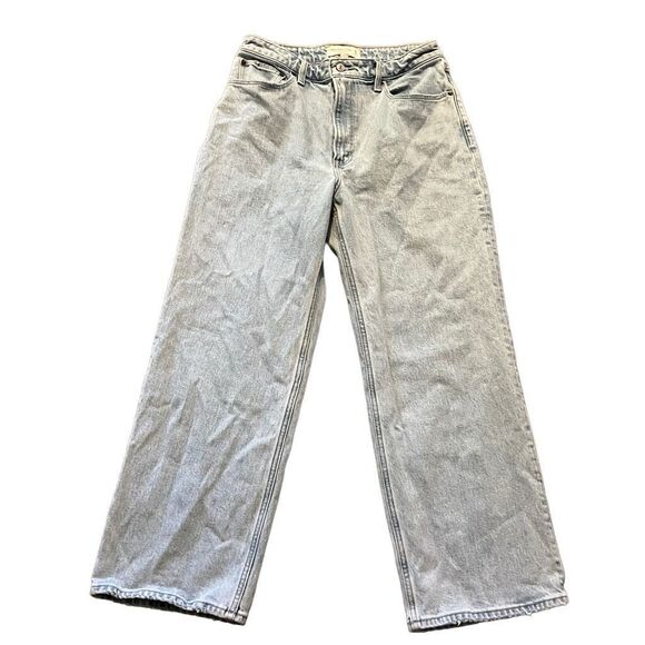 Abercrombie & Fitch Denim - Abercrombie & Fitch Light Gray Straight Leg Jeans